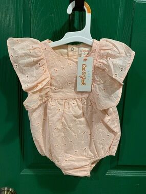Cat & Jack Light Peach Eyelet Flutter-Sleeve Romper